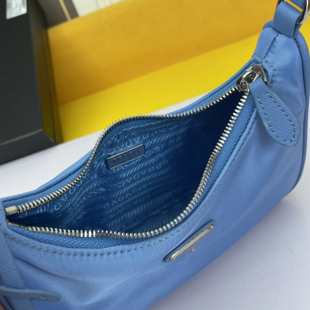 Resilient 3572 Prada AAA Quality Shoulder Bags For Women