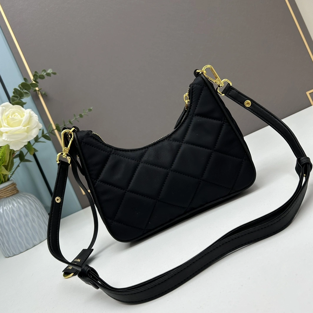 Resilient 3586 Prada AAA Quality Messenger Bags For Women