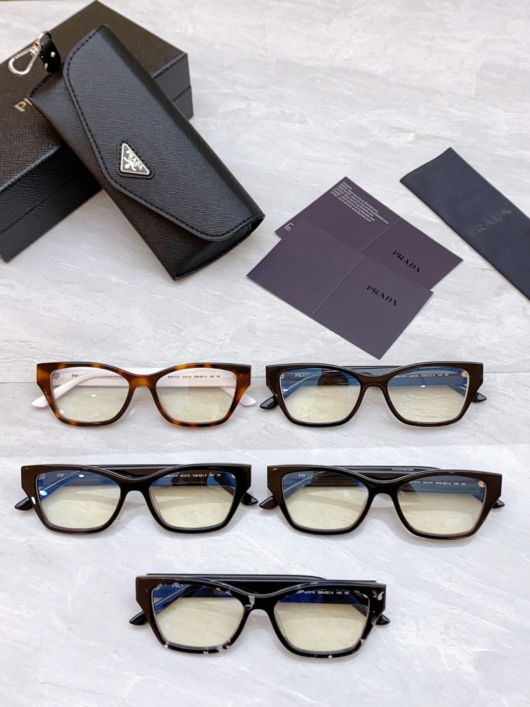 Resilient 3796 Prada Goggles
