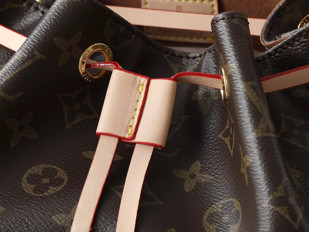 Resilient 3809 Louis Vuitton HandBags For Women