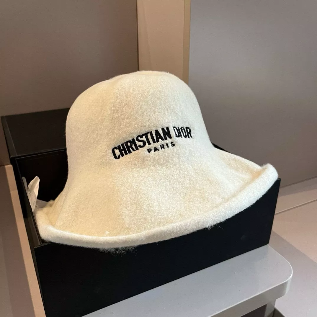 Resilient 3867 Christian Dior Caps