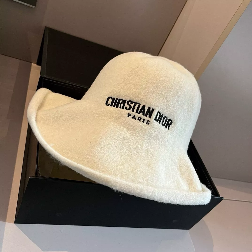 Resilient 3867 Christian Dior Caps