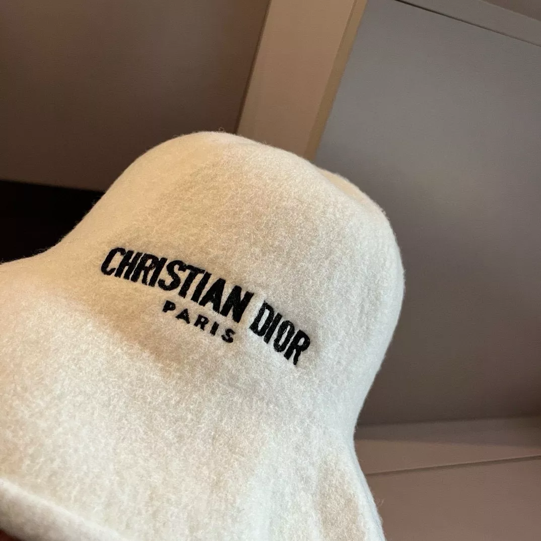 Resilient 3867 Christian Dior Caps
