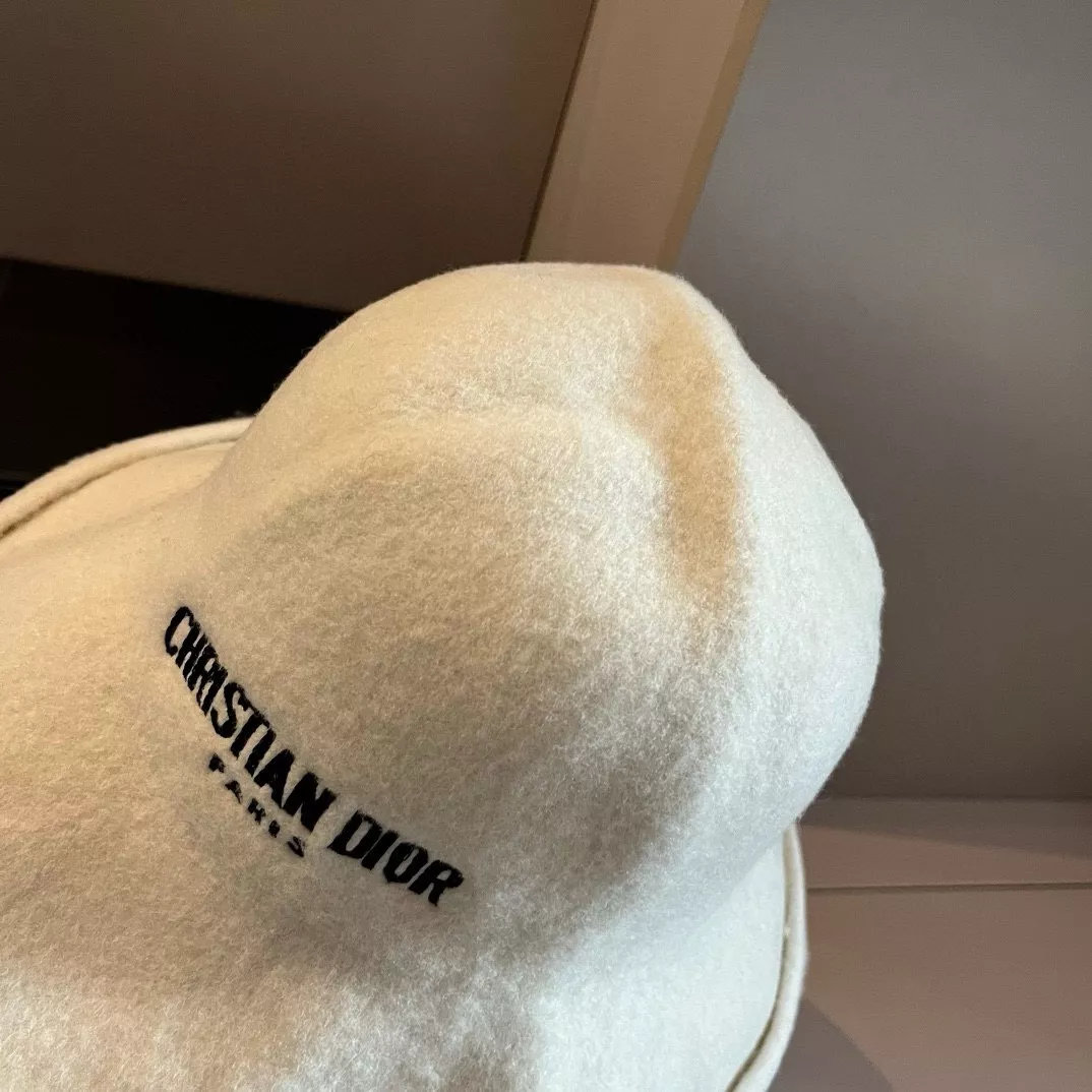 Resilient 3867 Christian Dior Caps