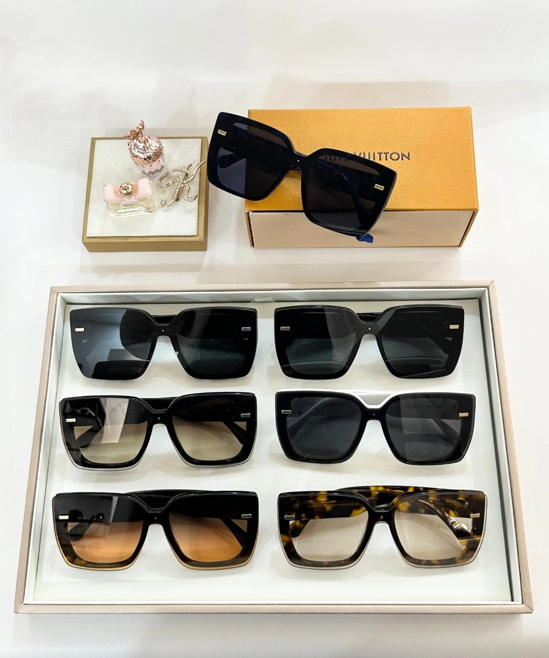 Resilient 3914 Louis Vuitton AAA Quality Sunglasses