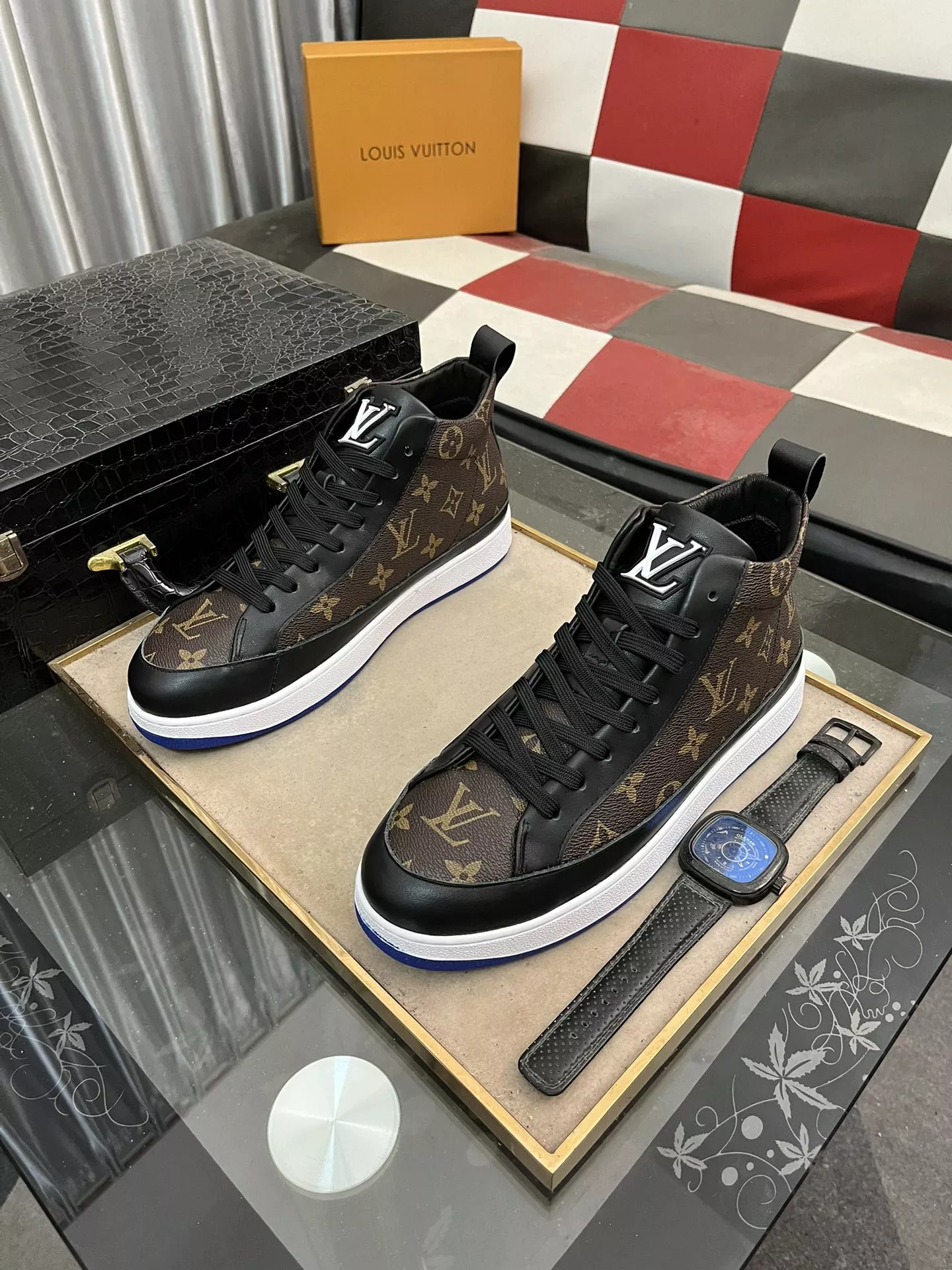 Resilient 4038 Louis Vuitton High Tops Shoes For Men