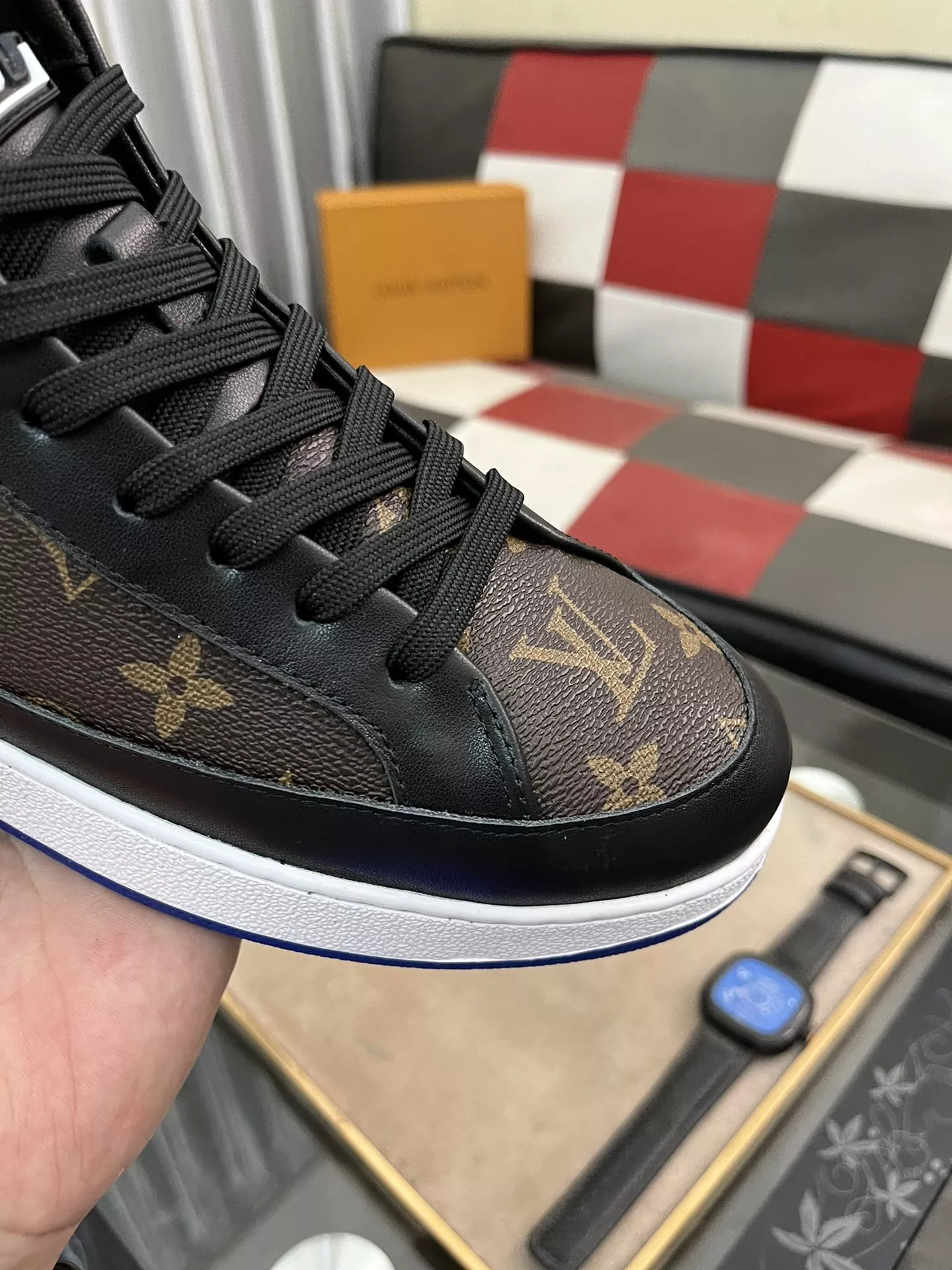 Resilient 4038 Louis Vuitton High Tops Shoes For Men