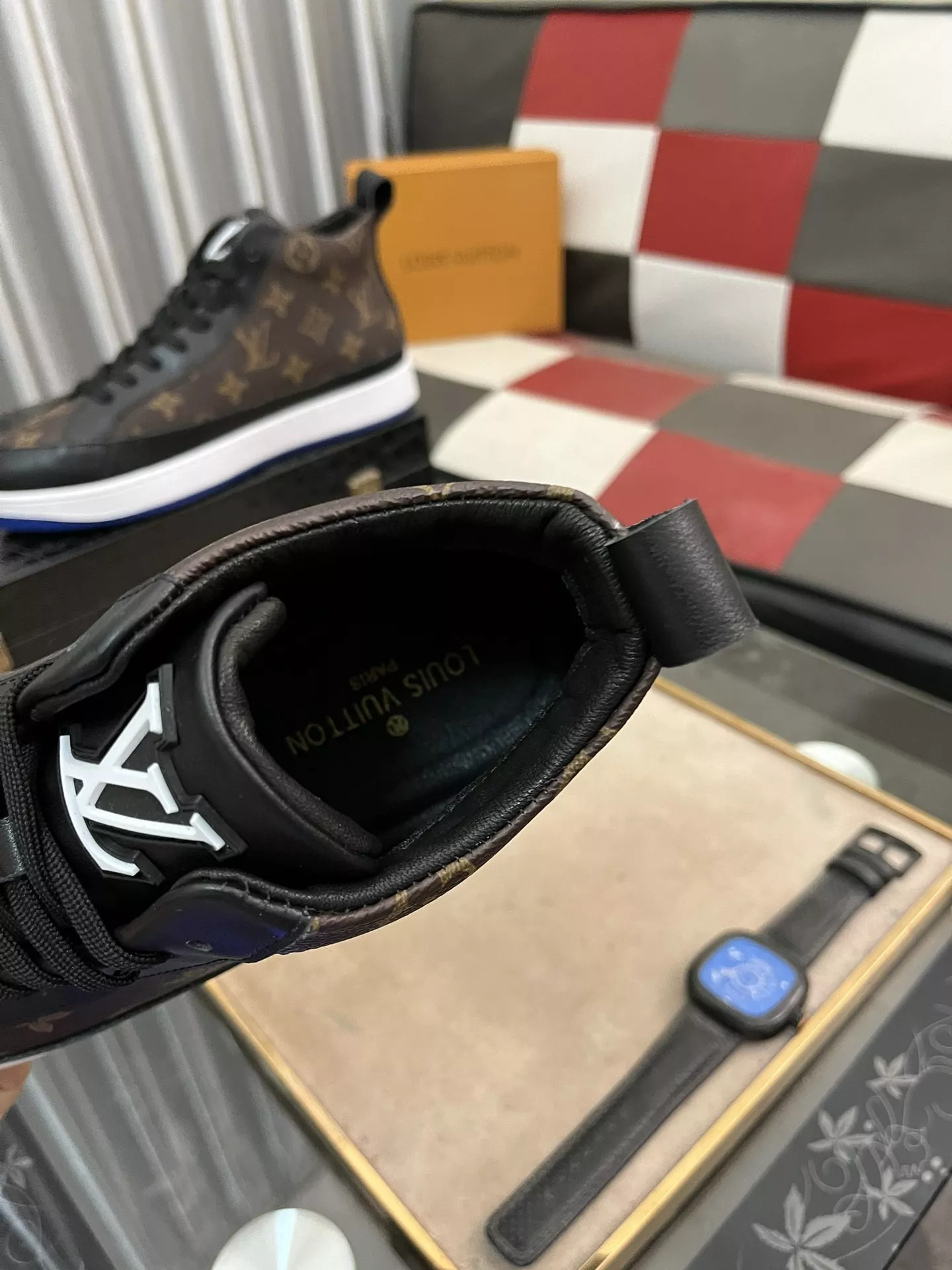 Resilient 4038 Louis Vuitton High Tops Shoes For Men