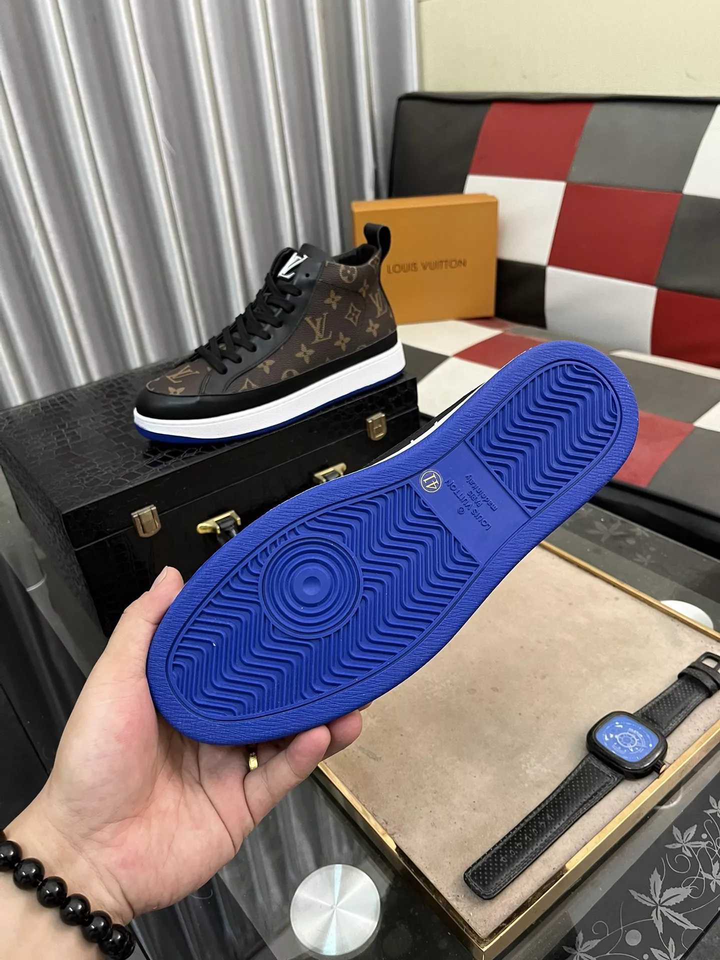 Resilient 4038 Louis Vuitton High Tops Shoes For Men