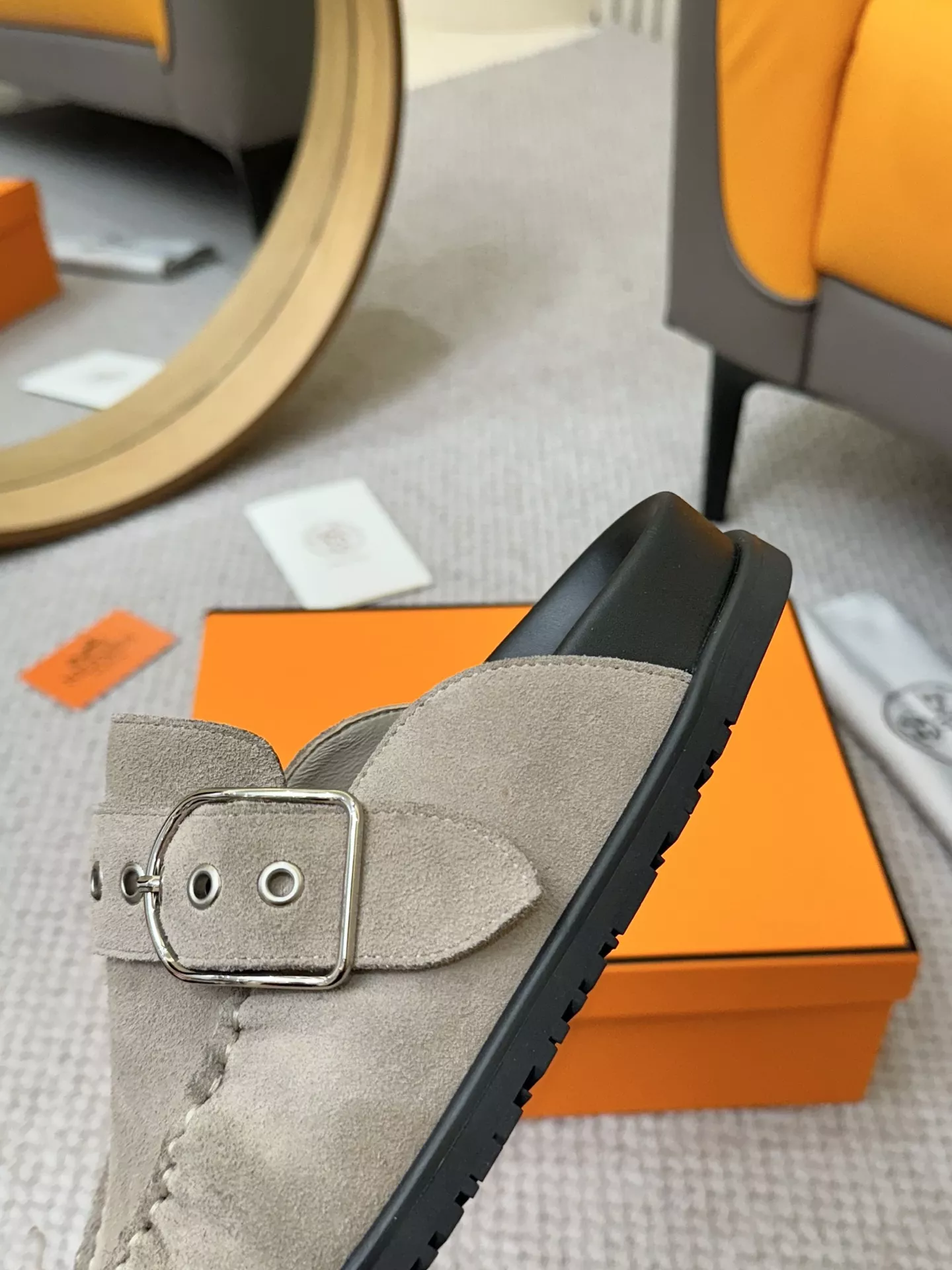 Resilient 4087 Hermes Slippers For Men