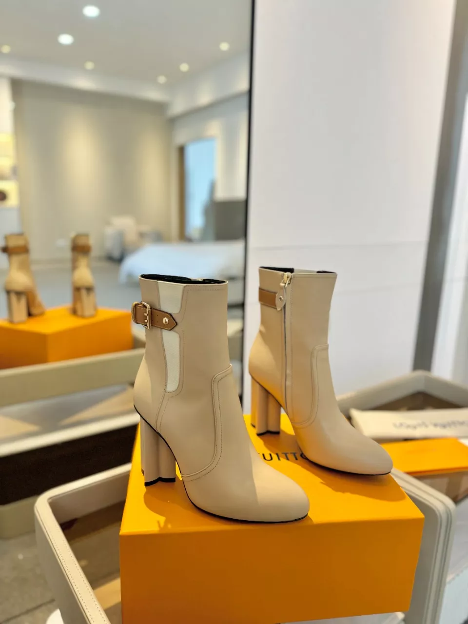 Resilient 4087 Louis Vuitton Boots For Women