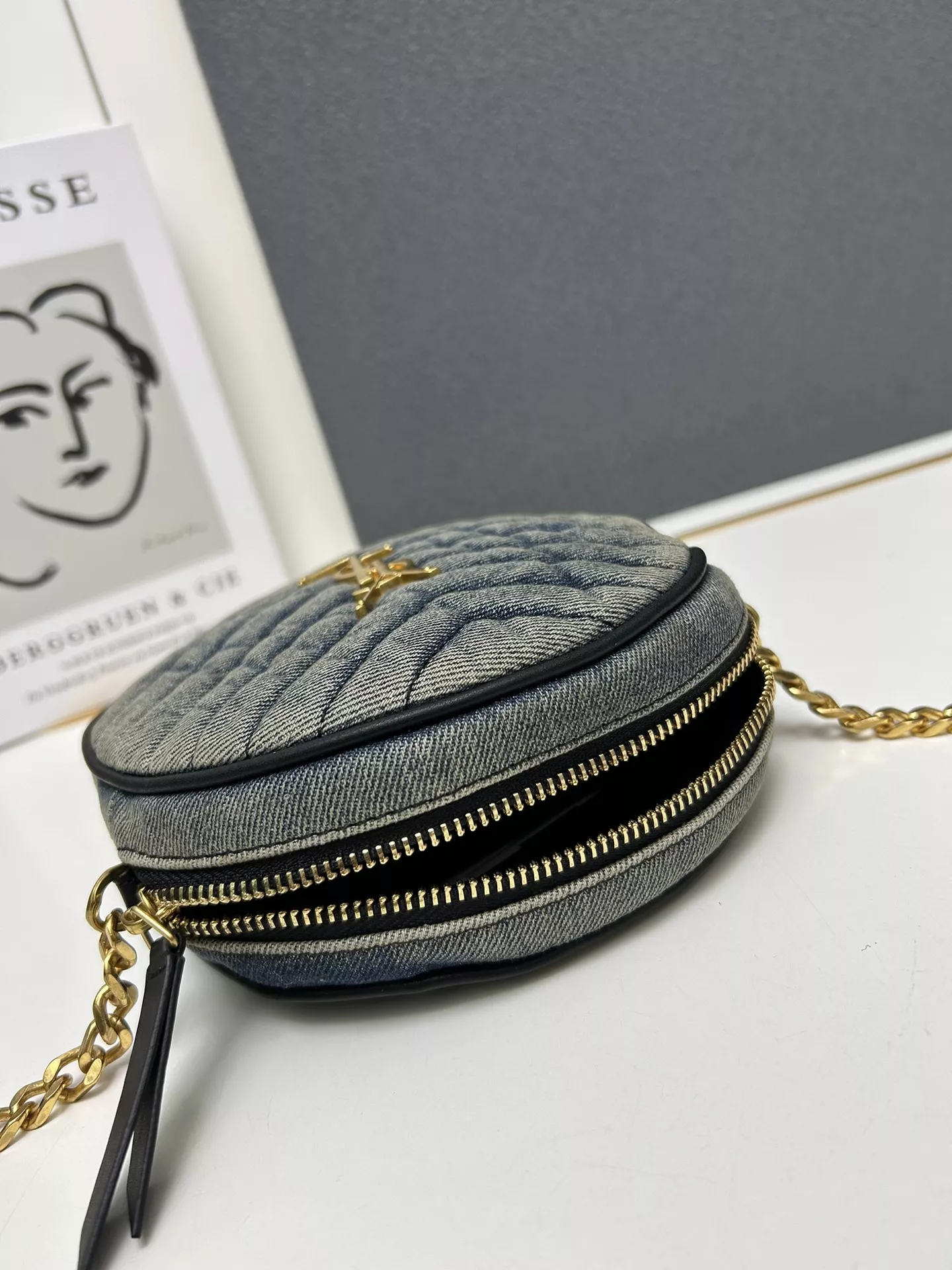 Resilient 4147 Yves Saint Laurent YSL AAA Quality Messenger Bags For Women