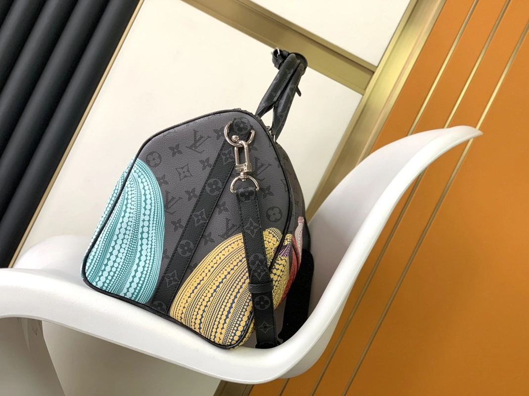 Resilient 4168 Louis Vuitton Travel Bags