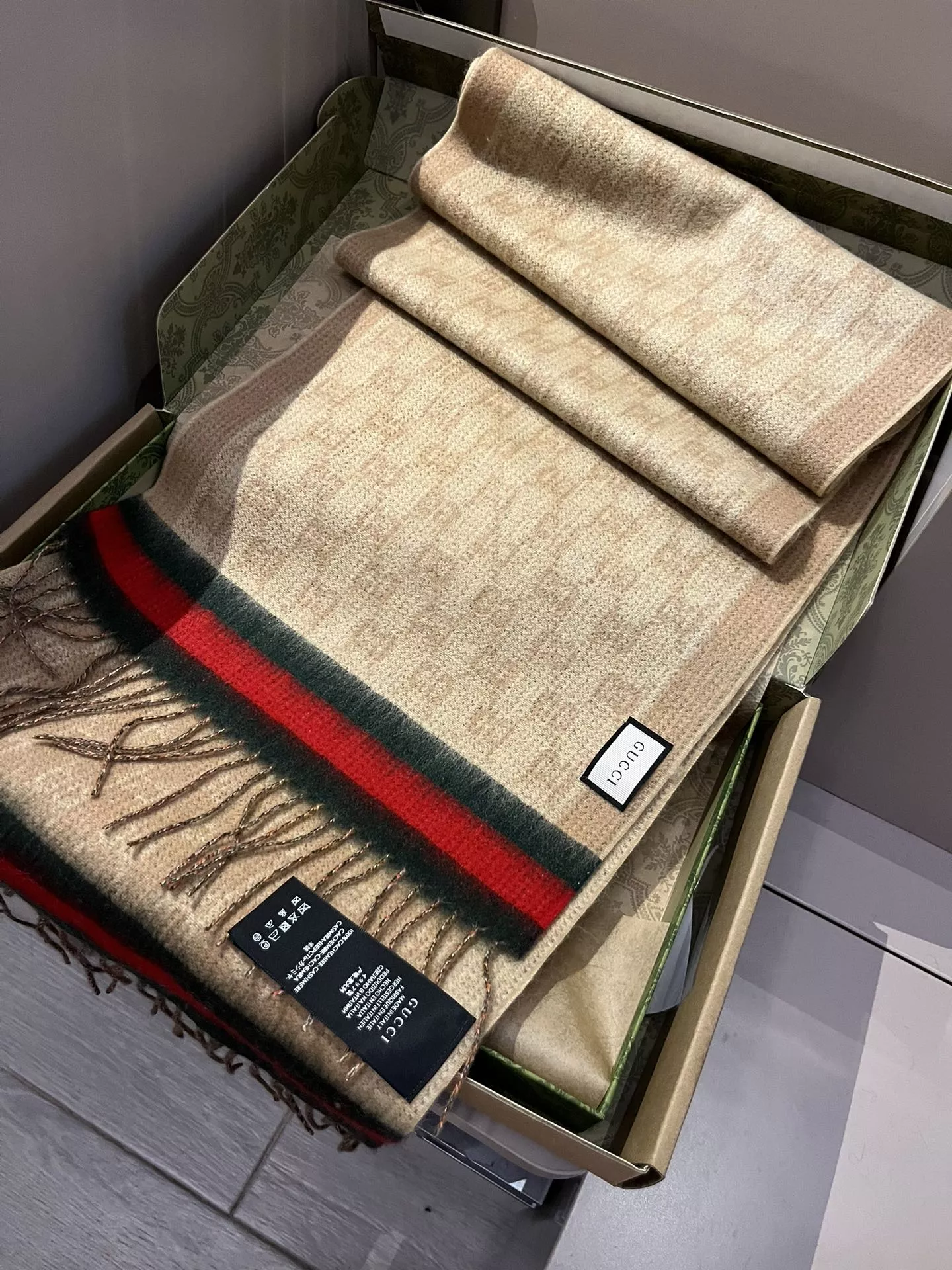 Resilient 4376 Gucci Scarf For Women