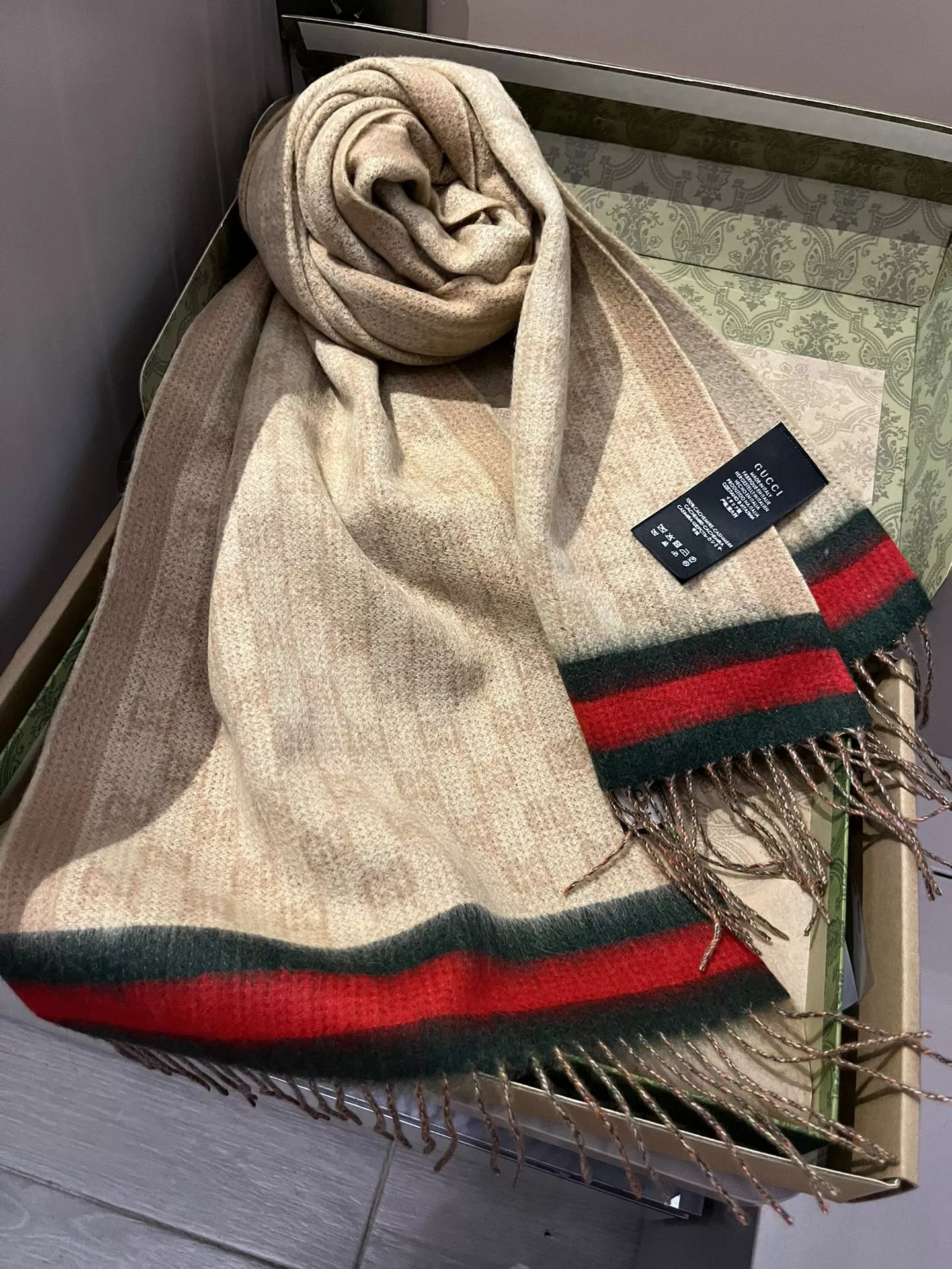 Resilient 4376 Gucci Scarf For Women