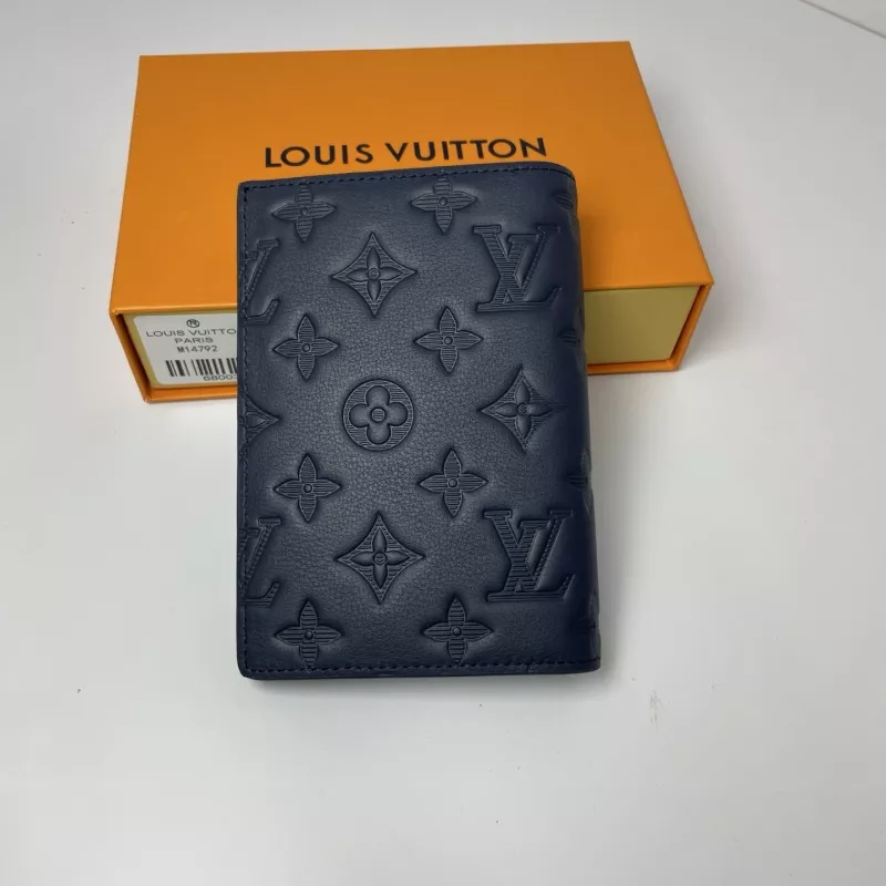 Resilient 4517 Louis Vuitton AAA Quality Card Case