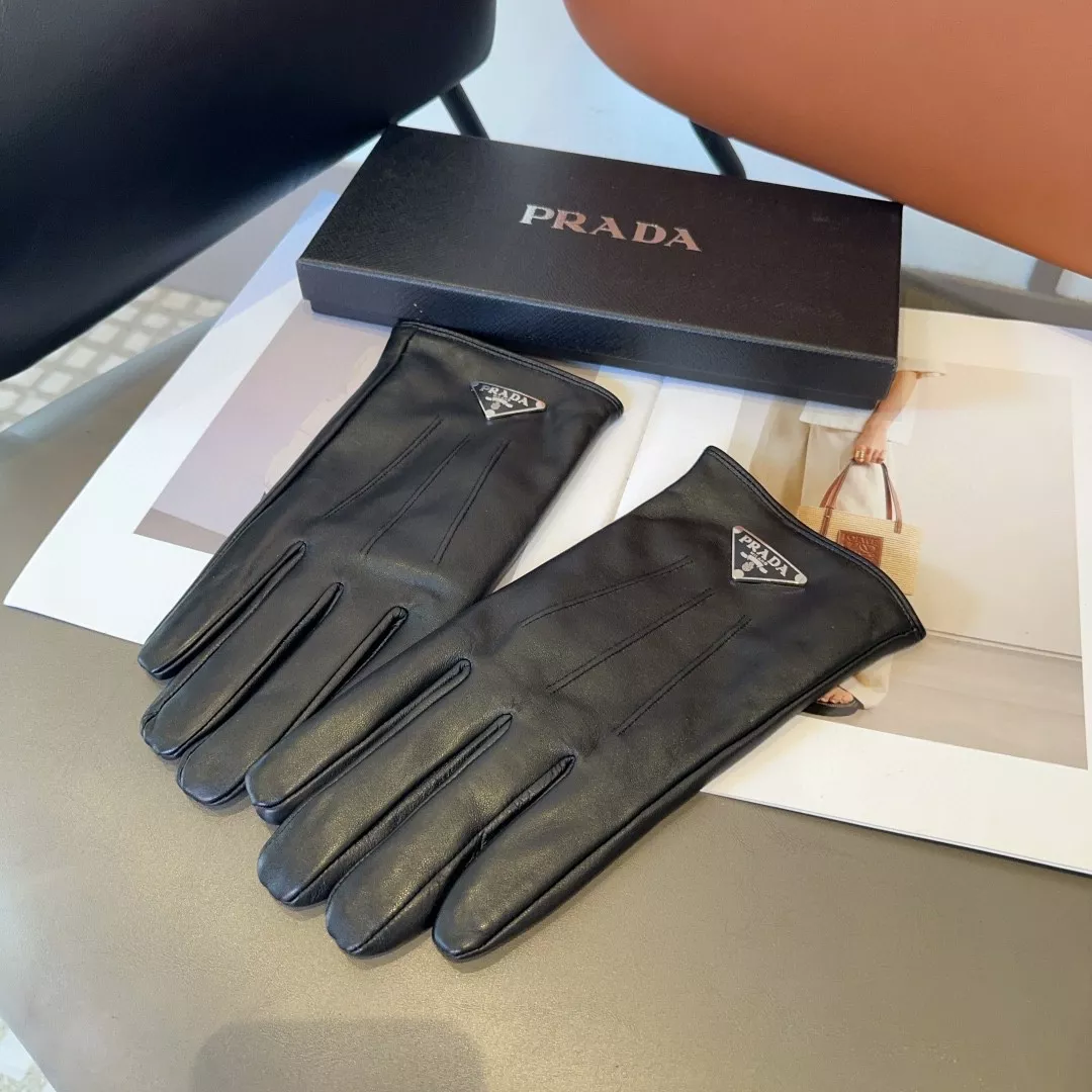Resilient 4566 Prada Gloves For Men