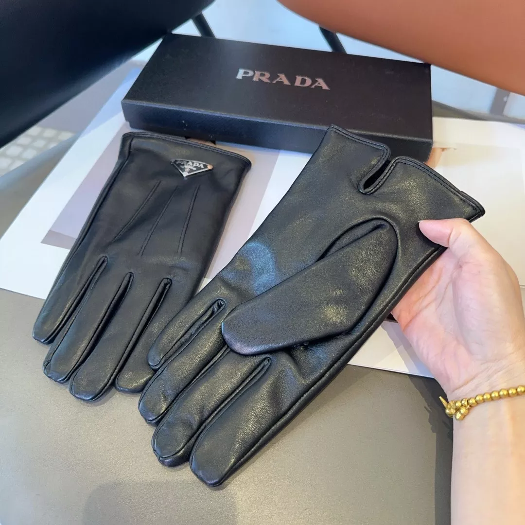 Resilient 4566 Prada Gloves For Men