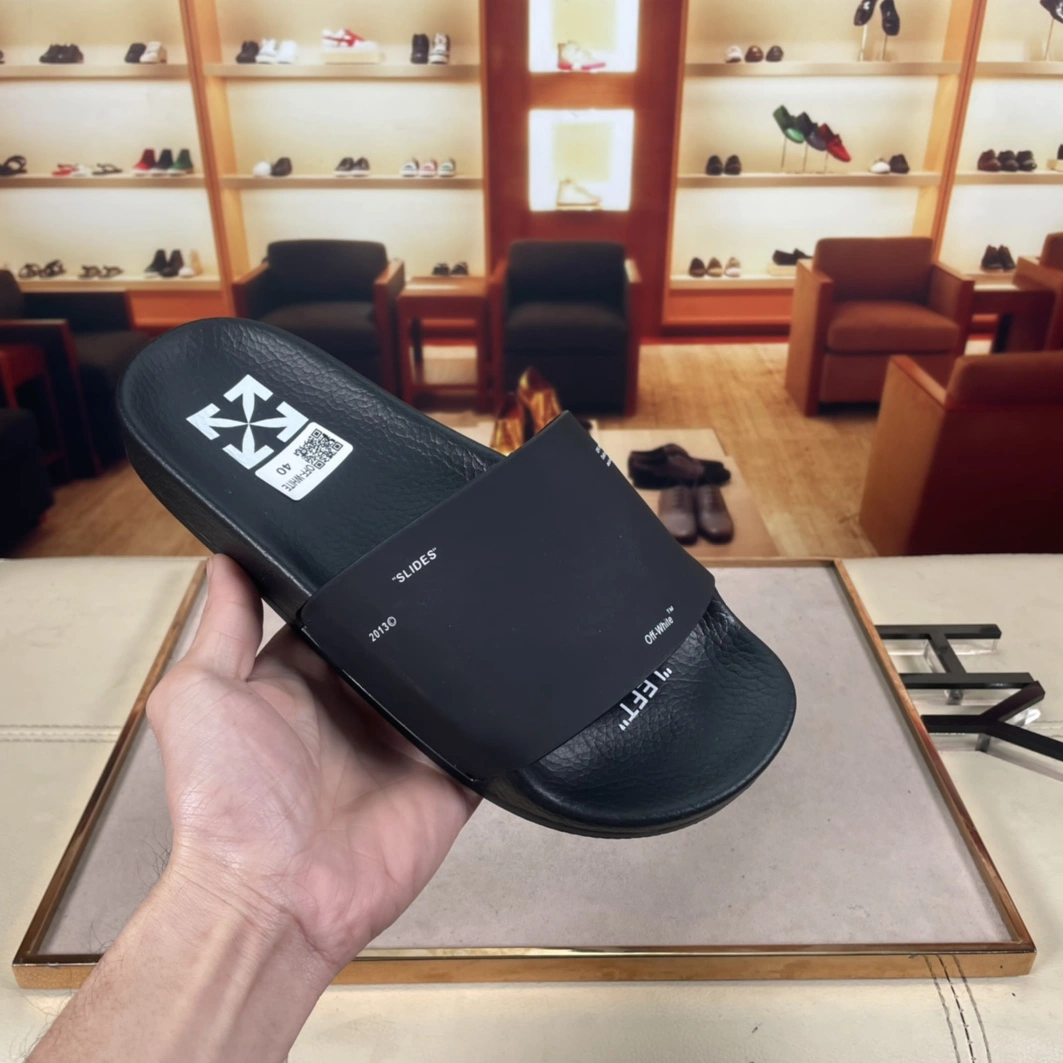 Resilient 4631 Off-White Slippers For Men