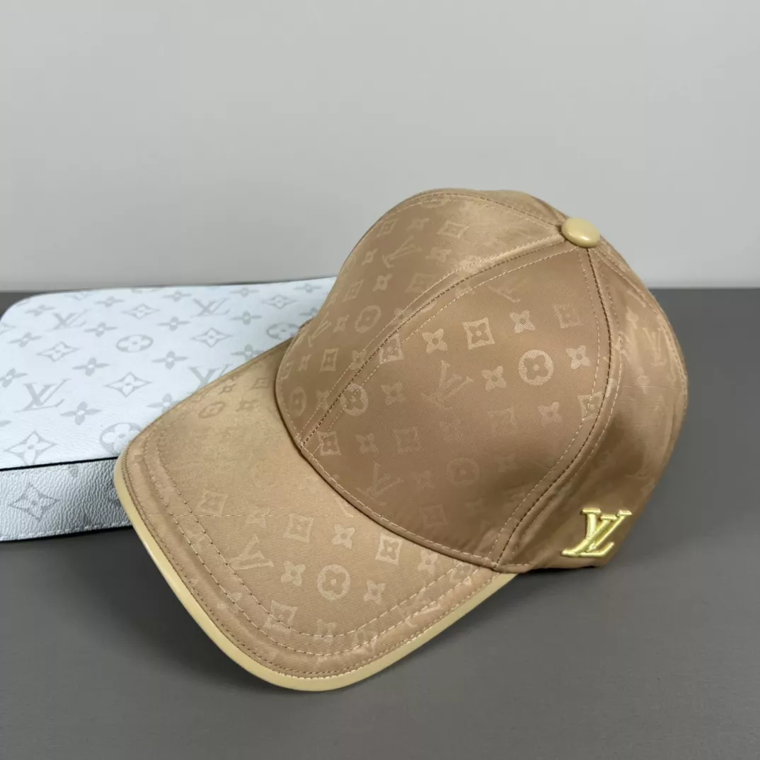 Resilient 4664 Louis Vuitton LV Caps