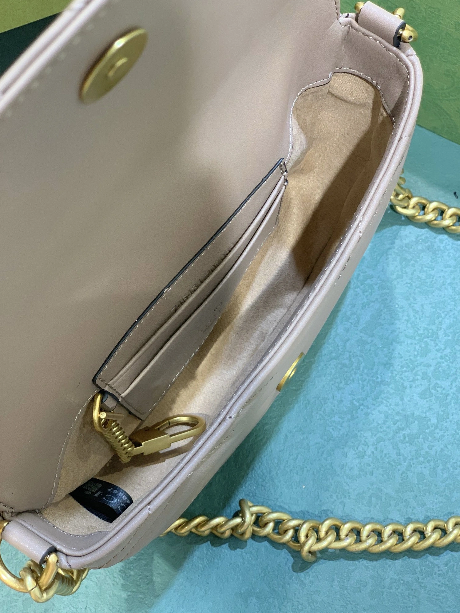 Resilient 4790 Gucci AAA Quality Messenger Bags For Women