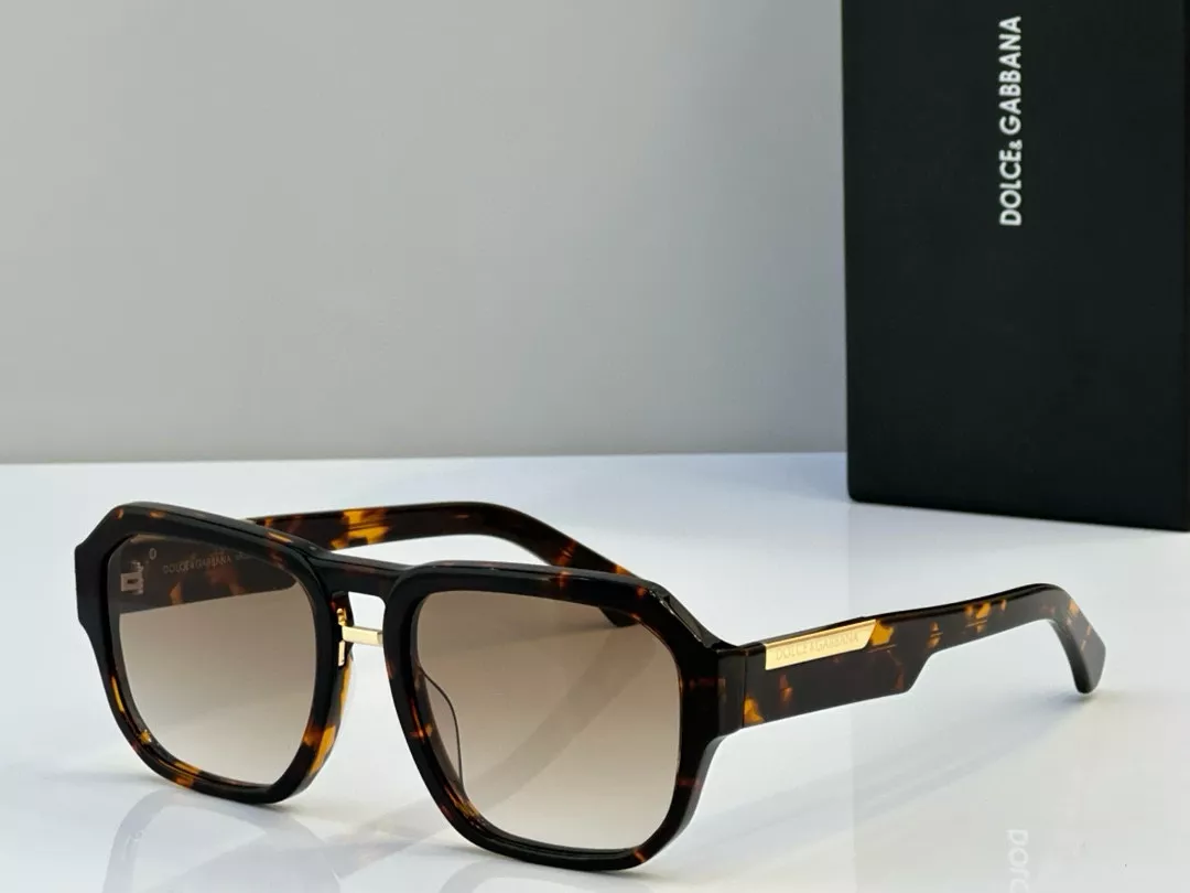 Resilient 4922 Dolce & Gabbana AAA Quality Sunglasses