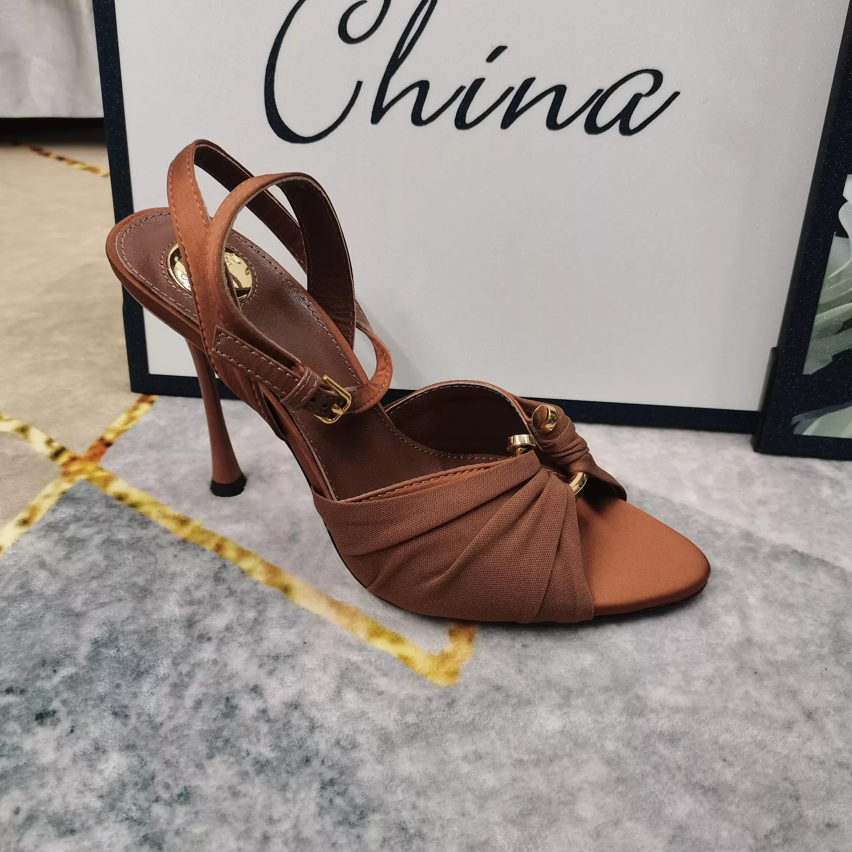 Resilient 5004 Yves Saint Laurent YSL Sandal For Women