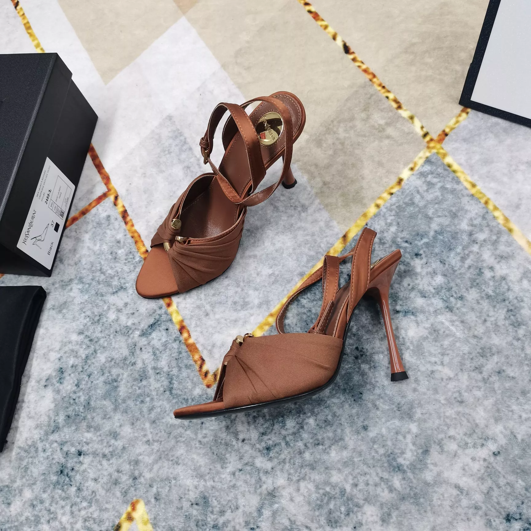 Resilient 5004 Yves Saint Laurent YSL Sandal For Women