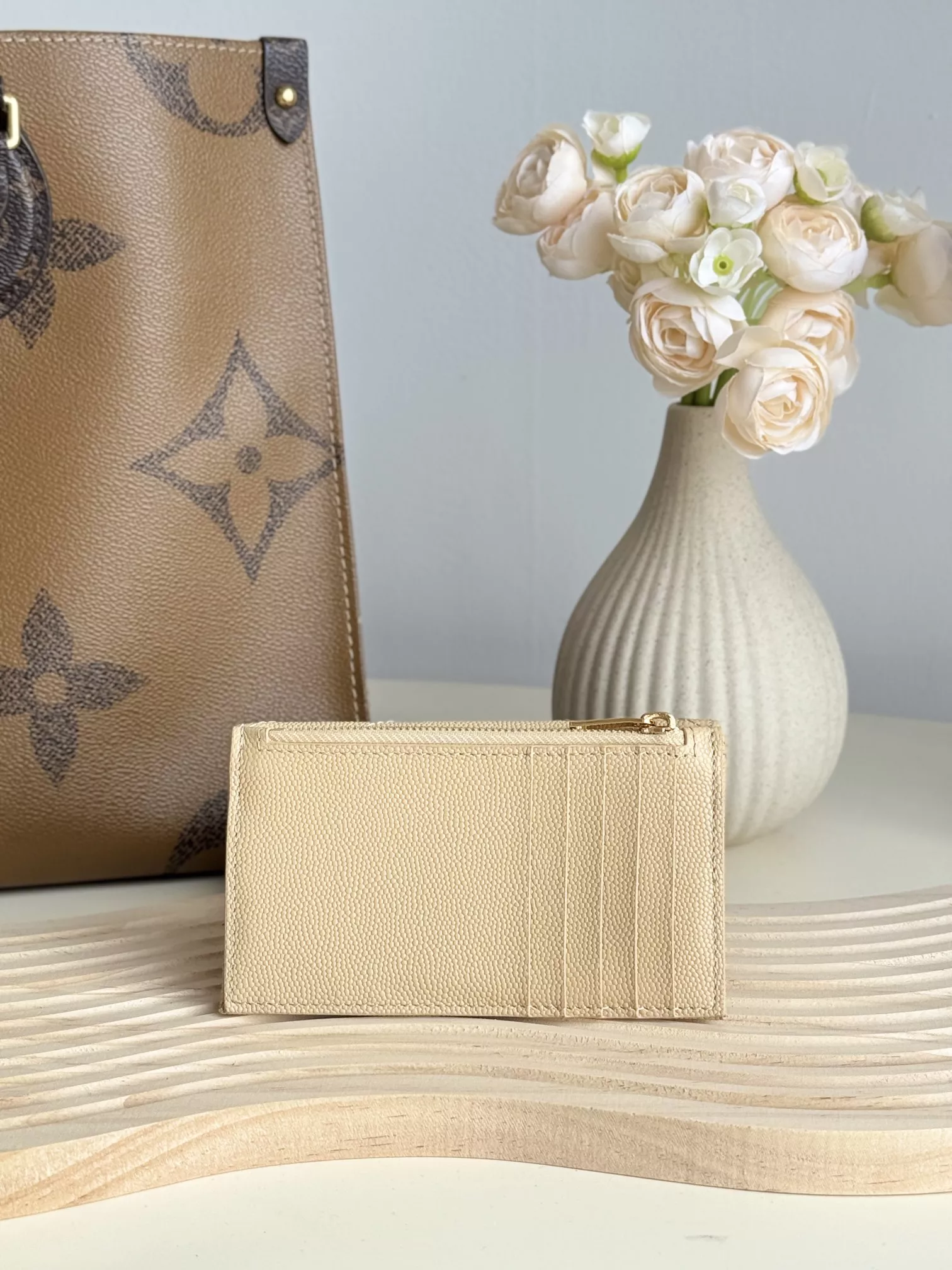 Resilient 5084 Yves Saint Laurent AAA Quality Card Case For Women