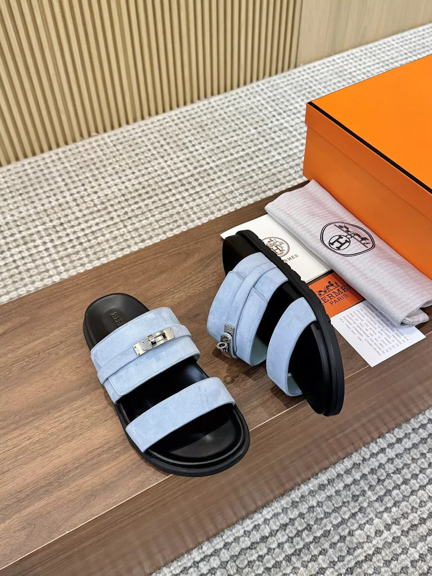 Resilient 5181 Hermes Slippers For Men