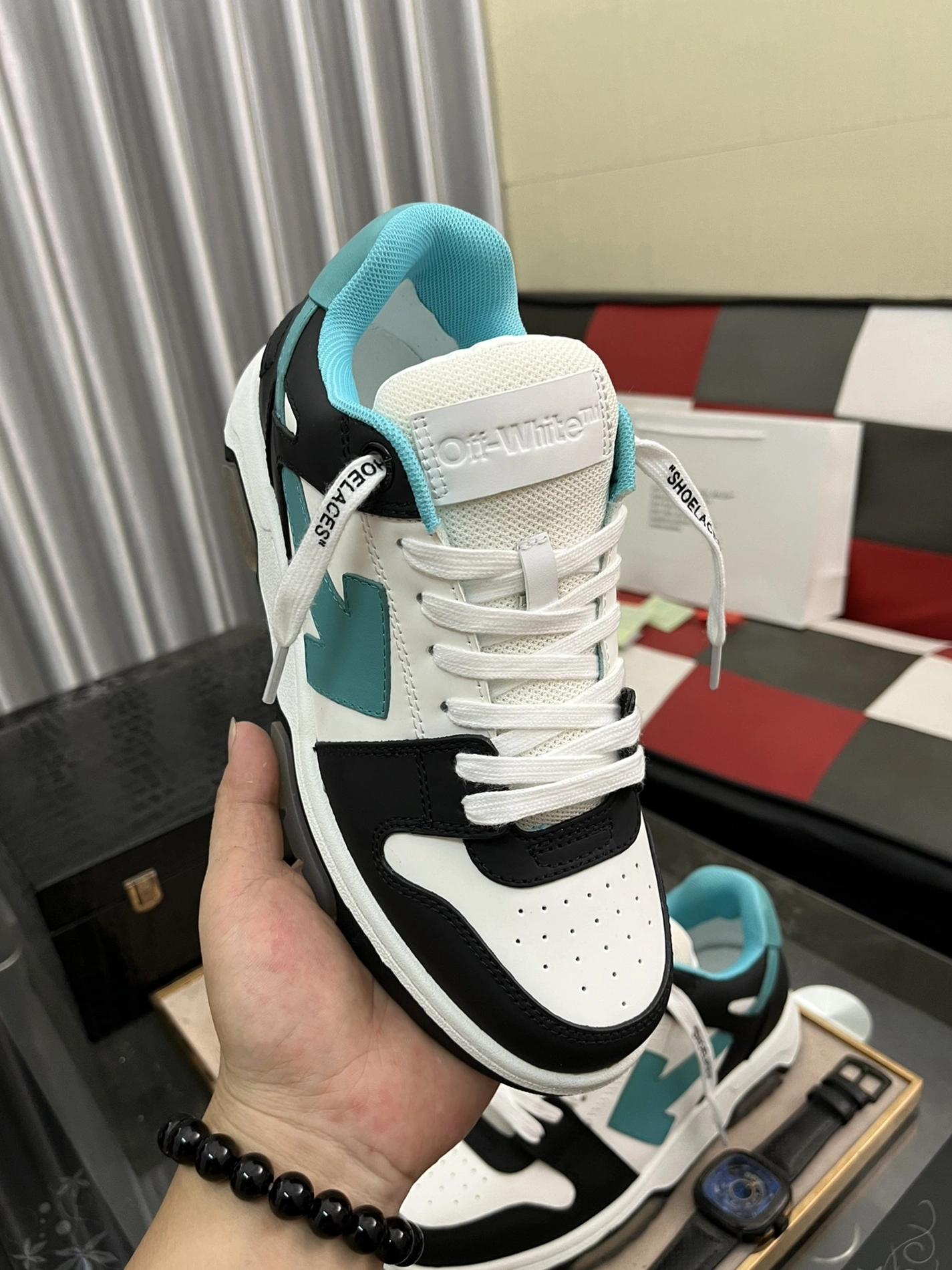 Resilient 5504 Off-White Casual Shoes For Men