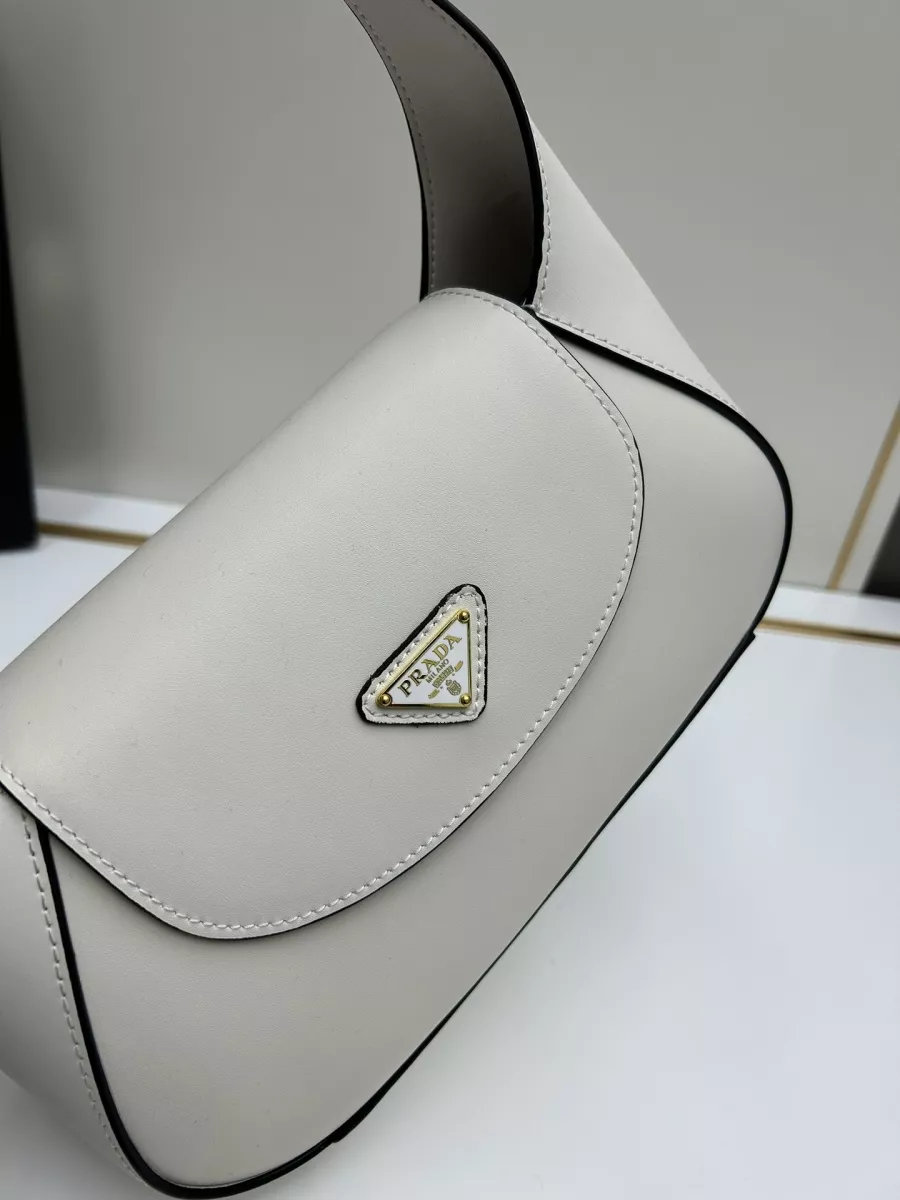Resilient 5509 Prada AAA Quality Shoulder Bags For Women