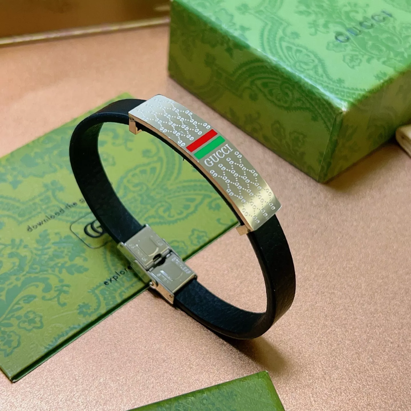 Resilient 5540 Gucci Bracelets