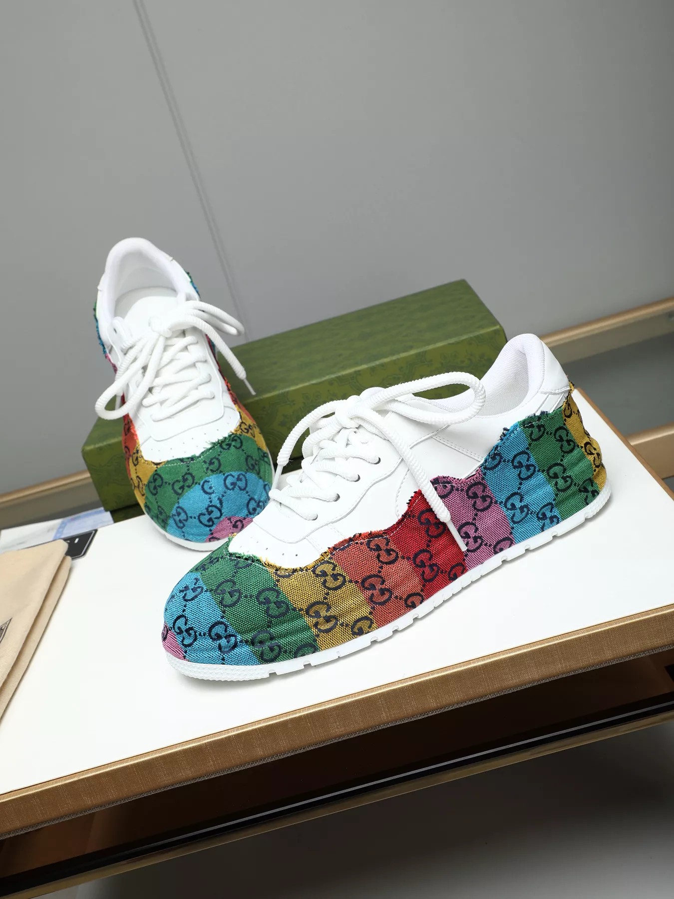 Resilient 5565 Gucci Casual Shoes For Men