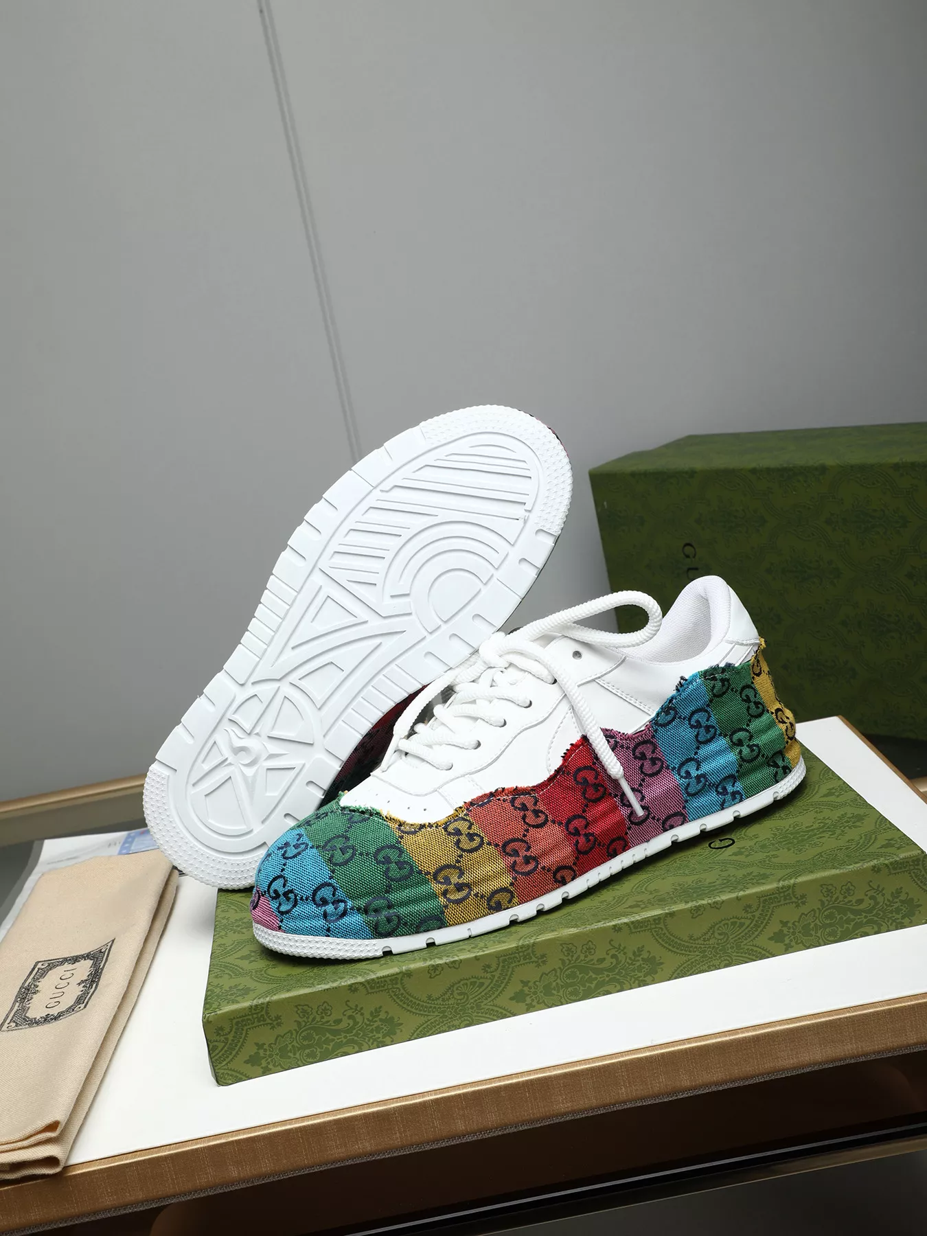 Resilient 5565 Gucci Casual Shoes For Men