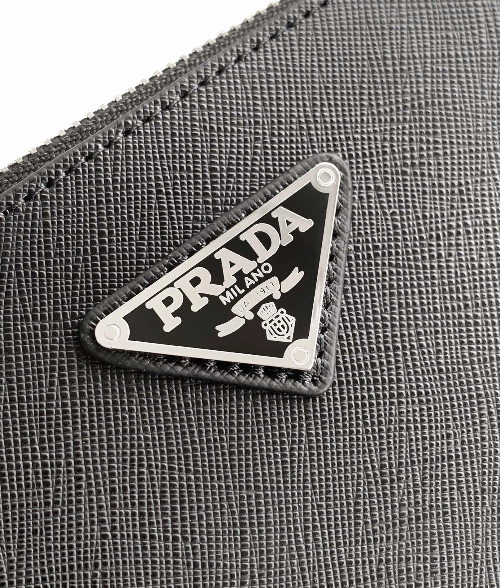 Resilient 5571 Prada AAA Man Wallets