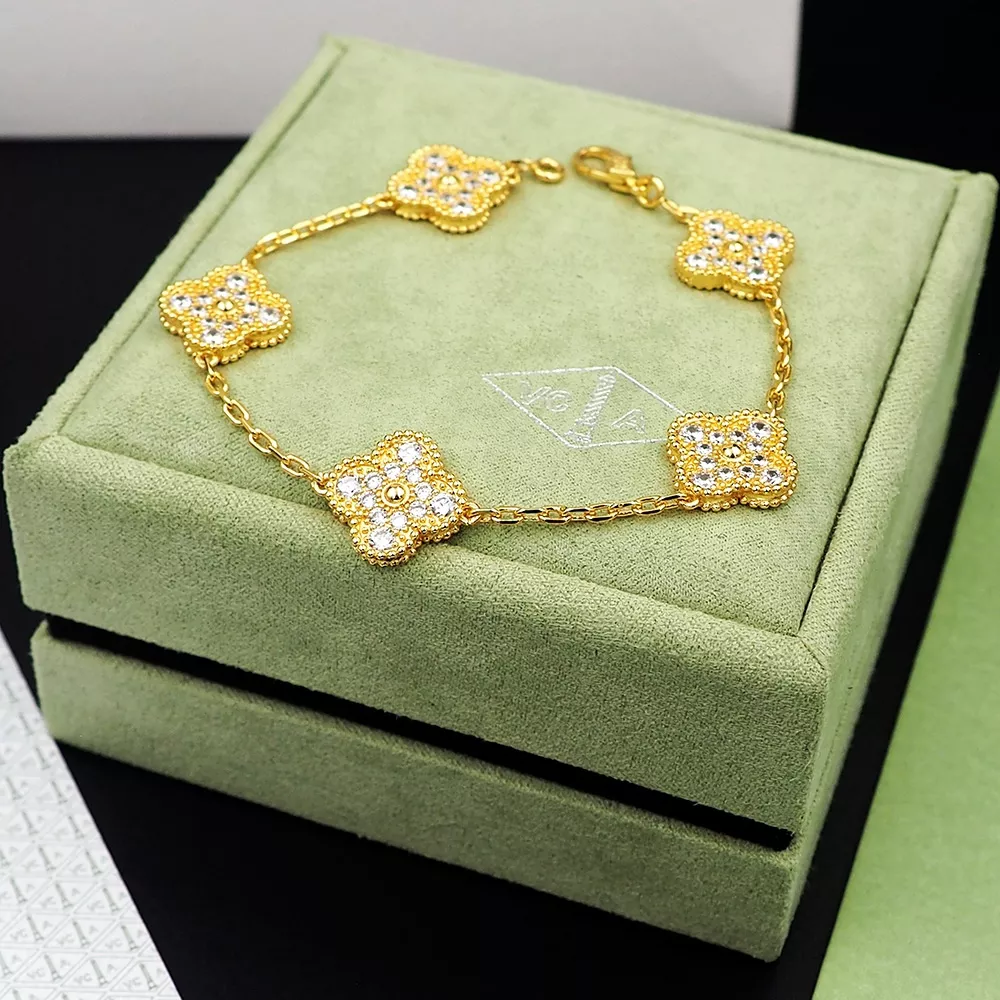 Resilient 5924 Van Cleef & Arpels Bracelets For Women