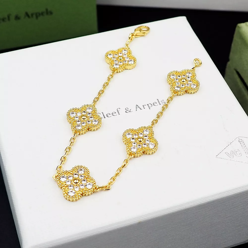 Resilient 5924 Van Cleef & Arpels Bracelets For Women