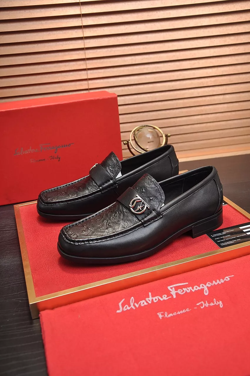 Resilient 6017 Salvatore Ferragamo Leather Shoes For Men