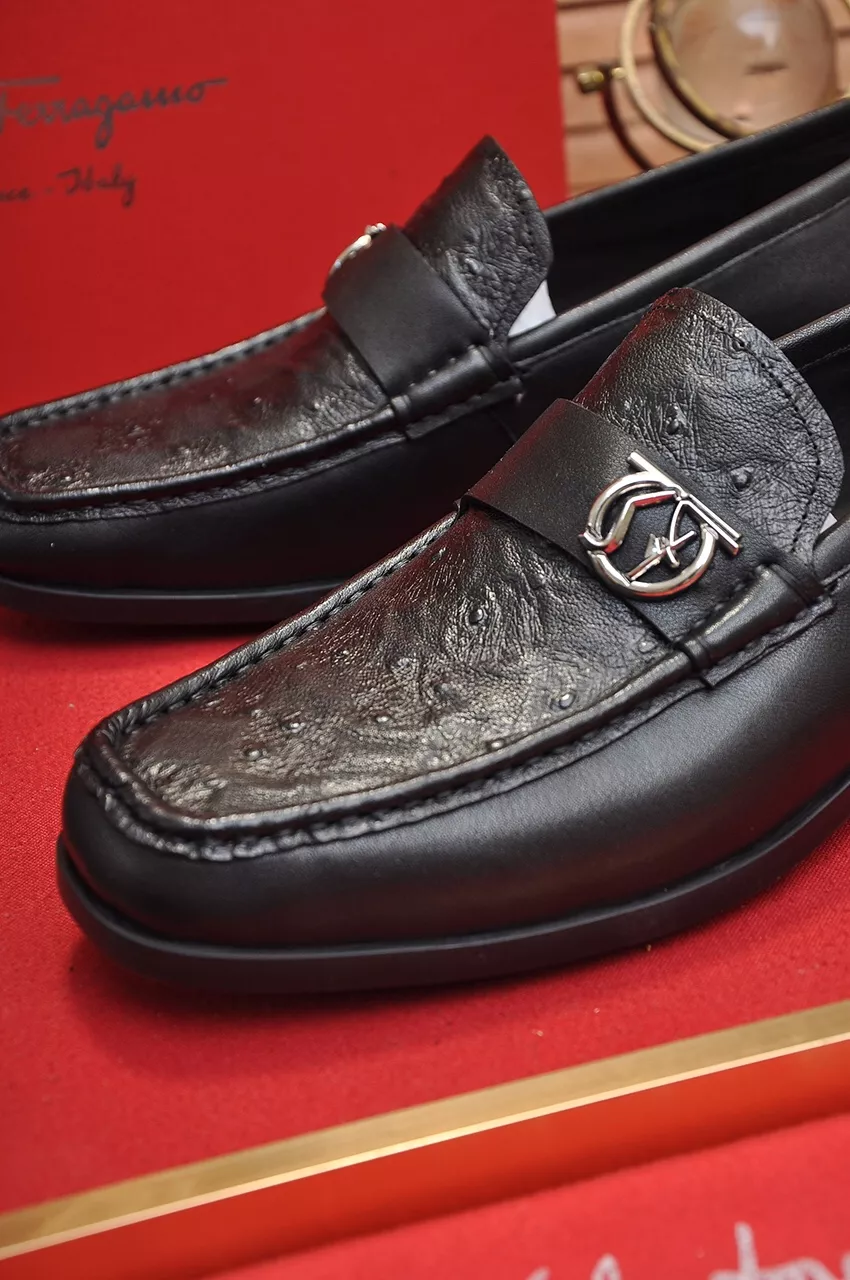 Resilient 6017 Salvatore Ferragamo Leather Shoes For Men
