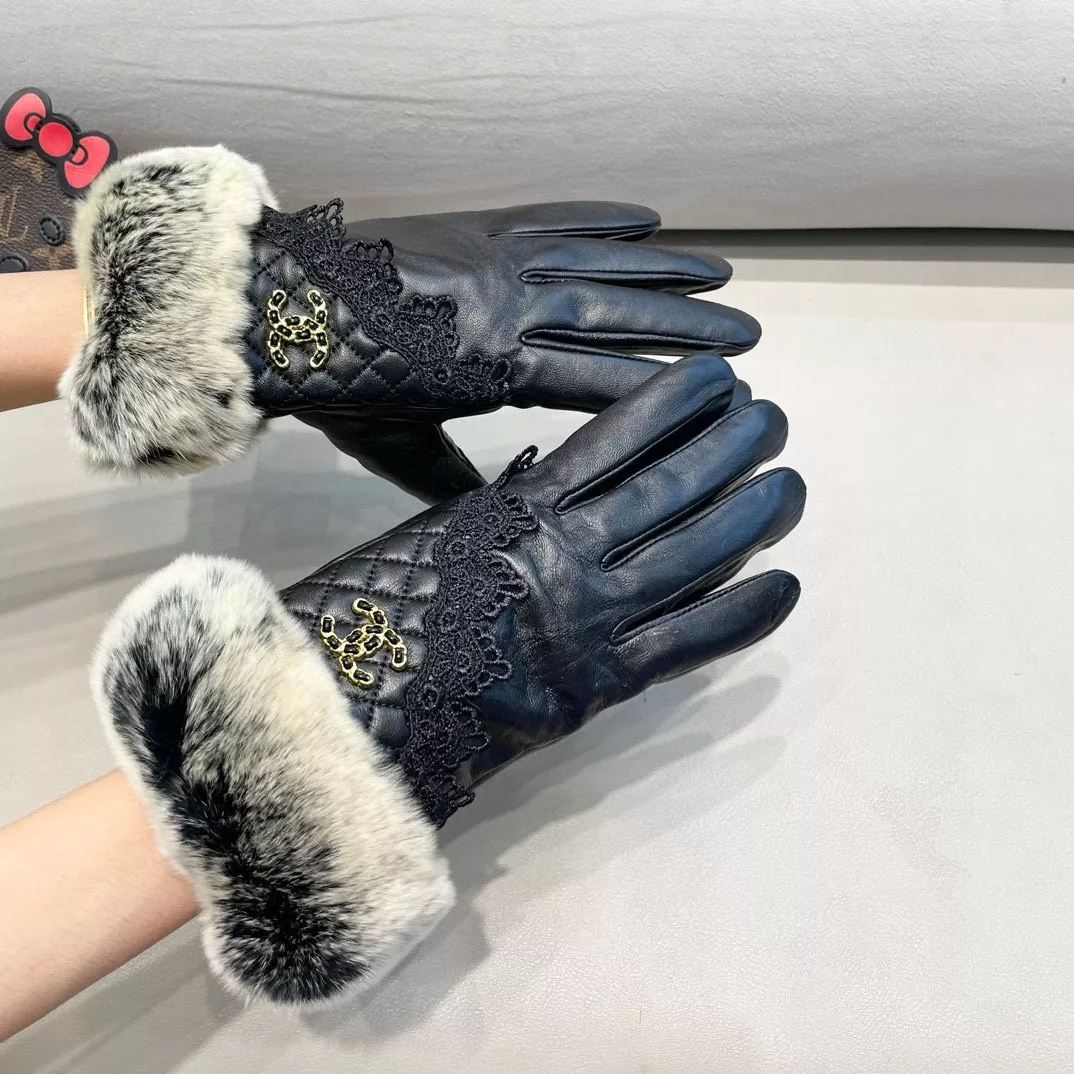 Resilient 6240 Chanel Gloves For Women