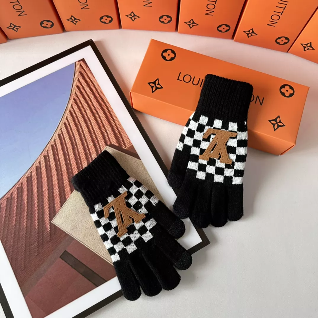 Resilient 6257 Louis Vuitton LV Gloves