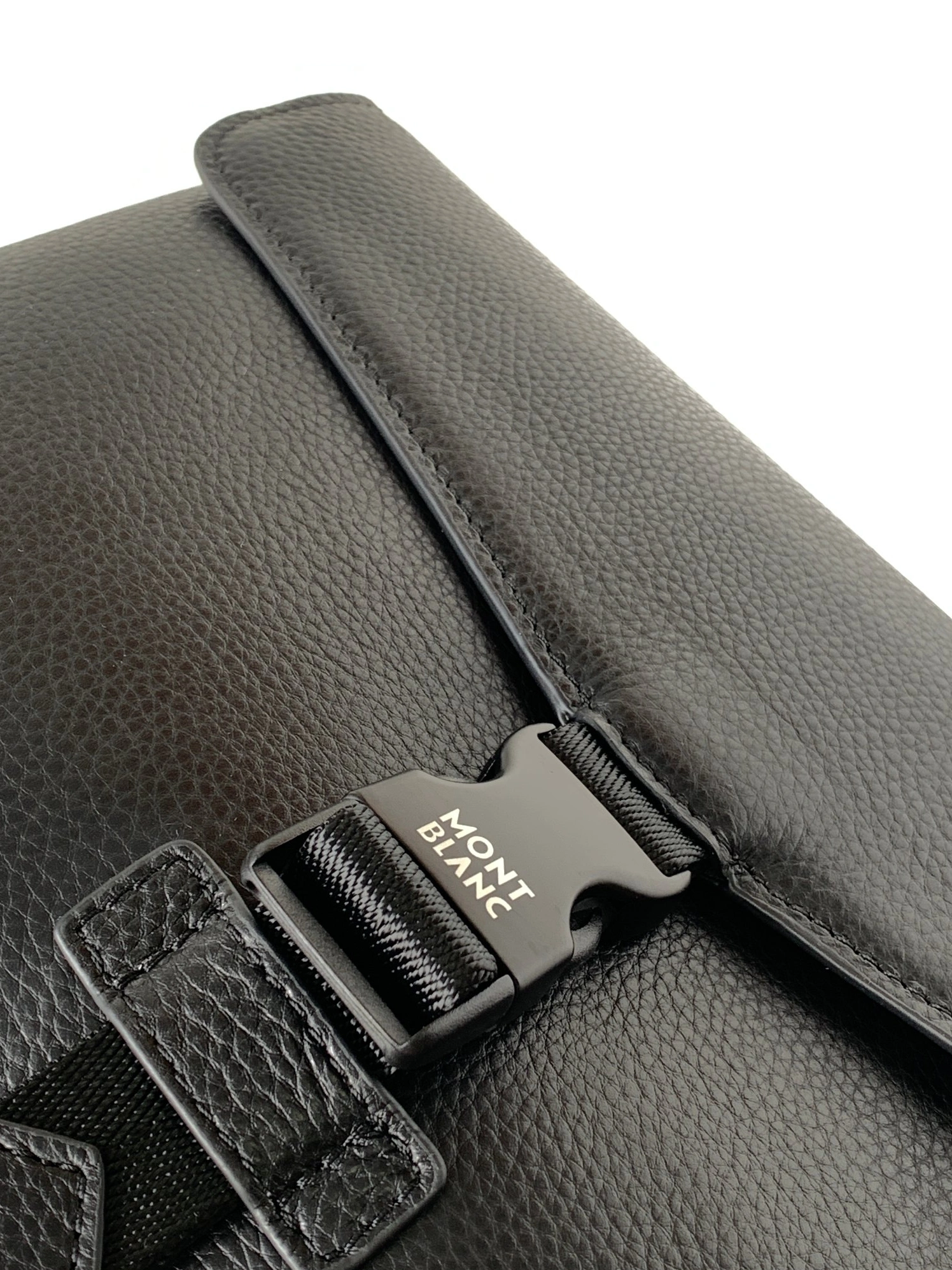Resilient 632 Mont Blanc AAA Man Messenger Bags