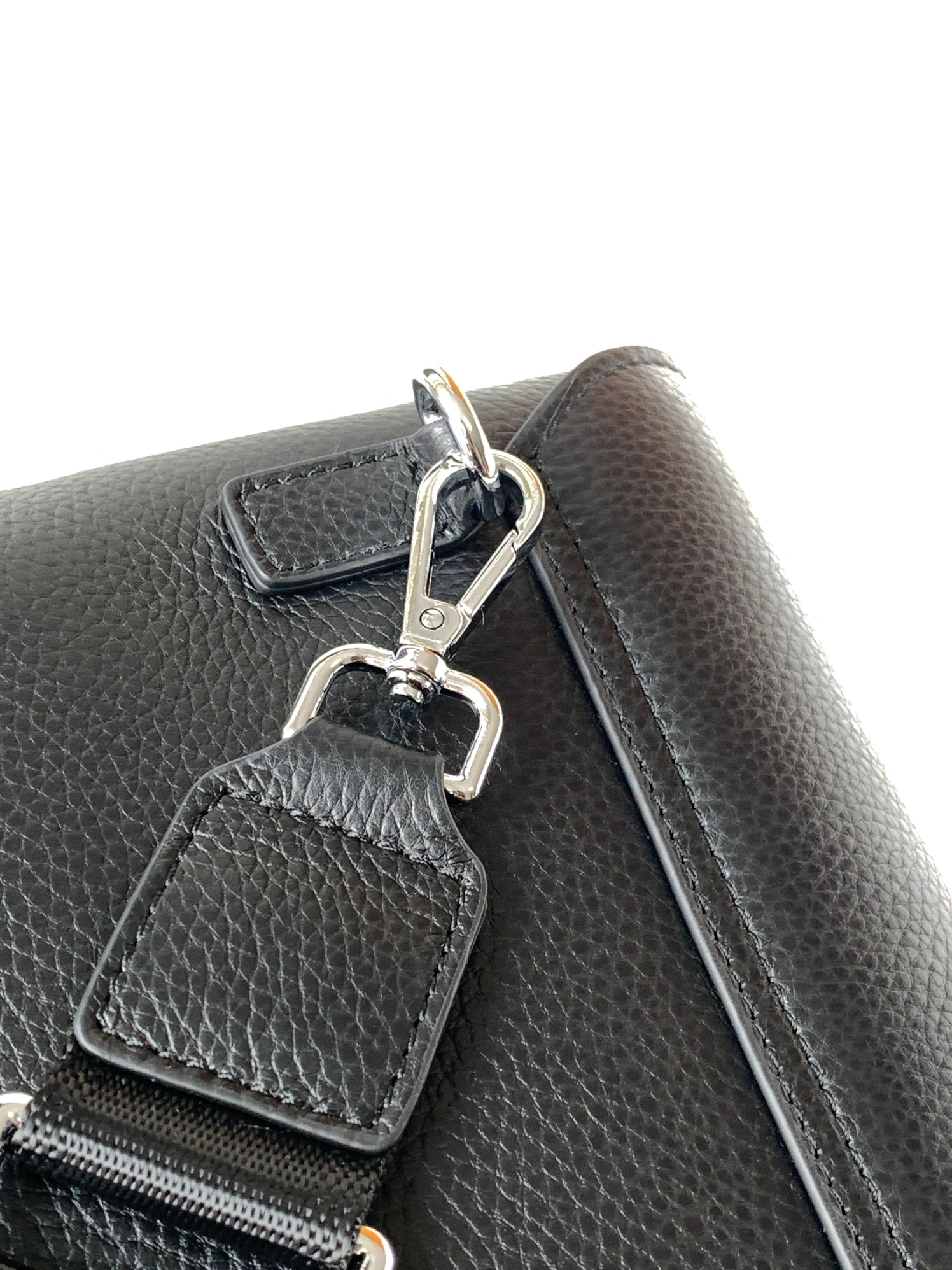 Resilient 632 Mont Blanc AAA Man Messenger Bags