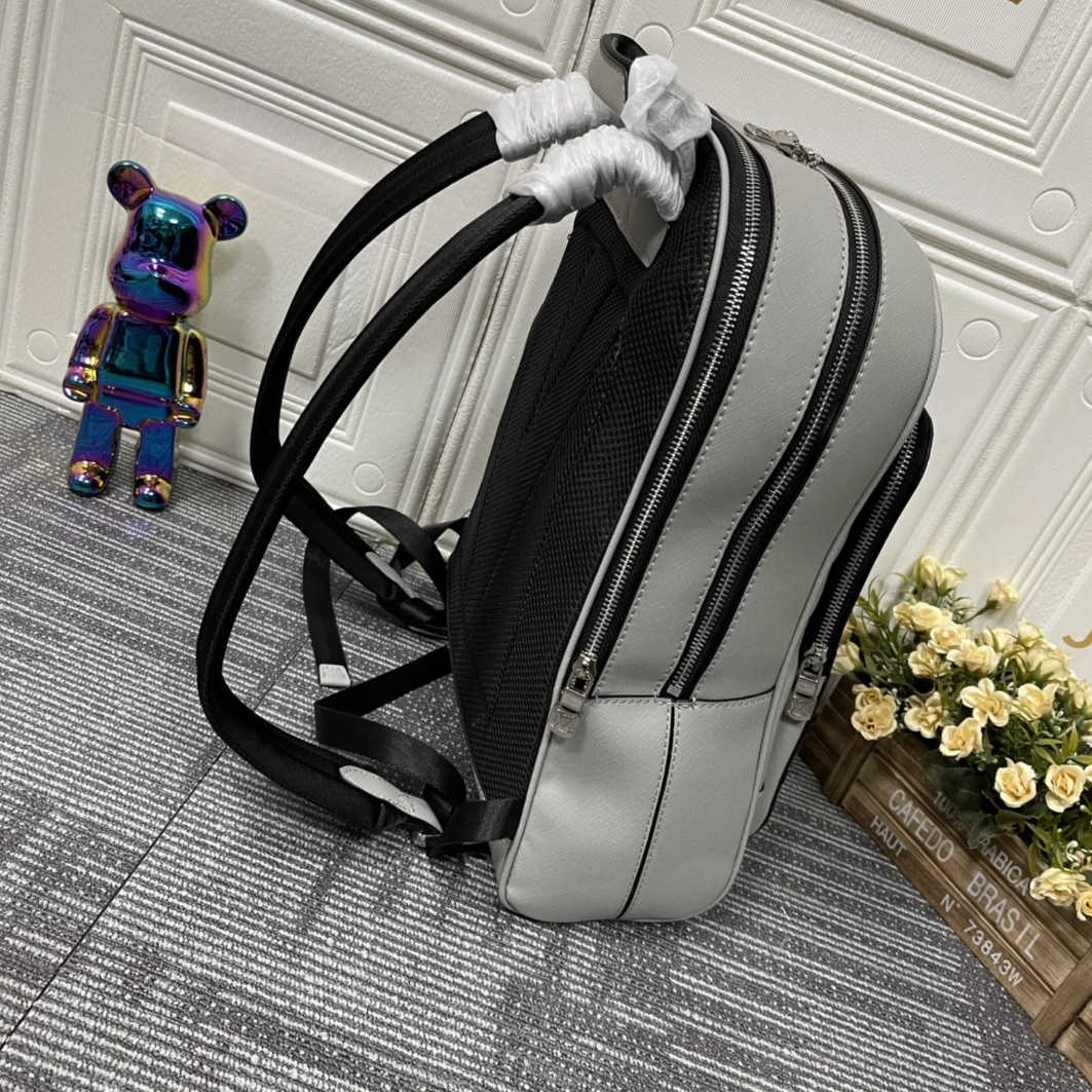 Resilient 6534 Louis Vuitton LV AAA Man Backpacks