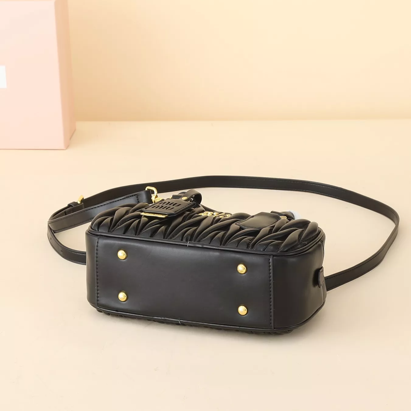 Resilient 6555 MIU MIU AAA Quality Handbags For Women