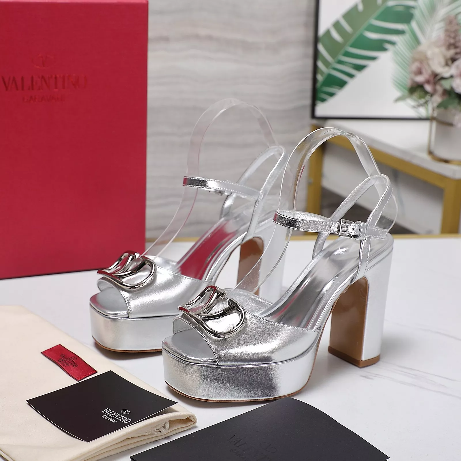 Resilient 6563 Valentino Sandal For Women