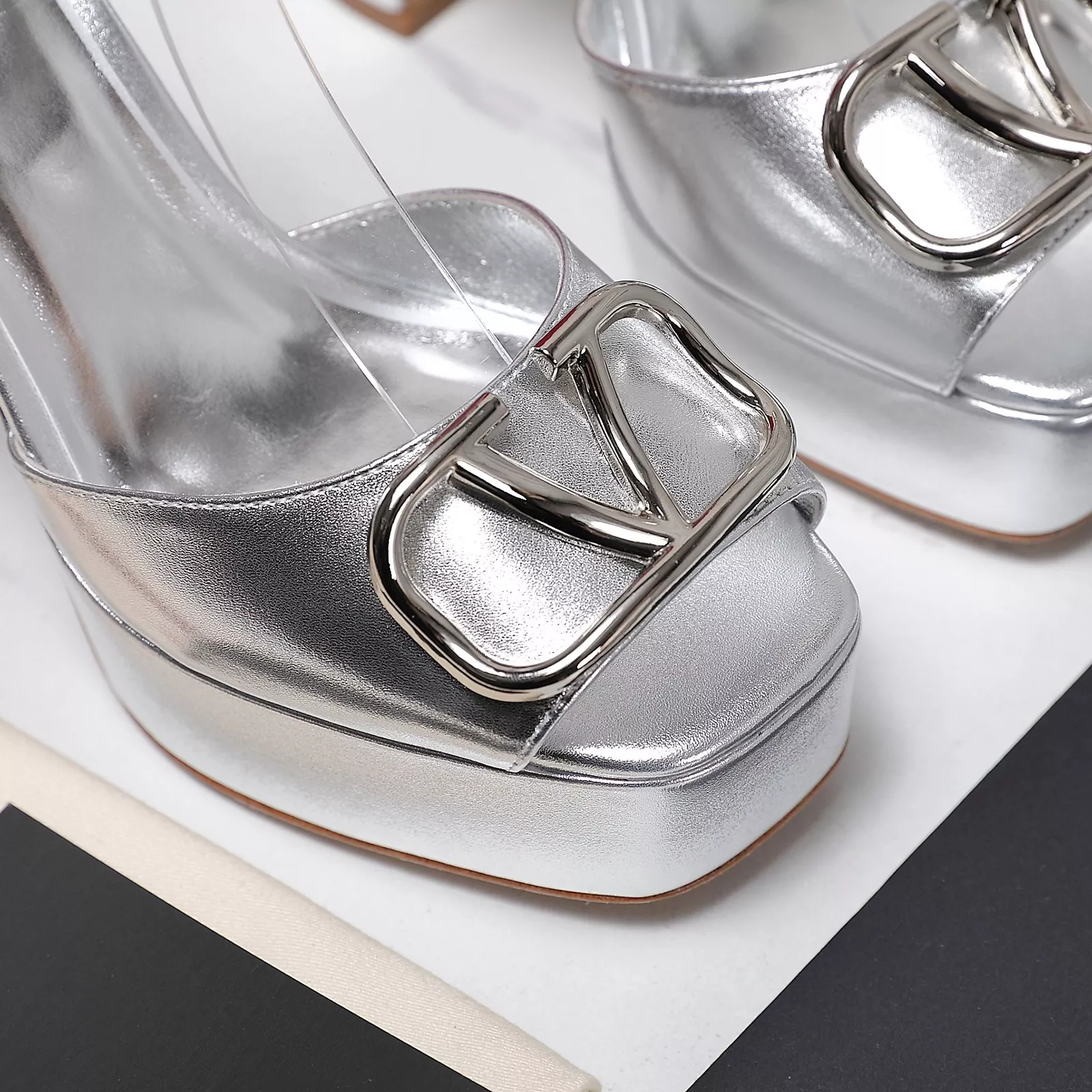 Resilient 6563 Valentino Sandal For Women