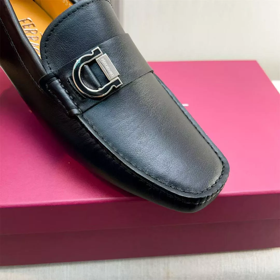 Resilient 6611 Salvatore Ferragamo Leather Shoes For Men