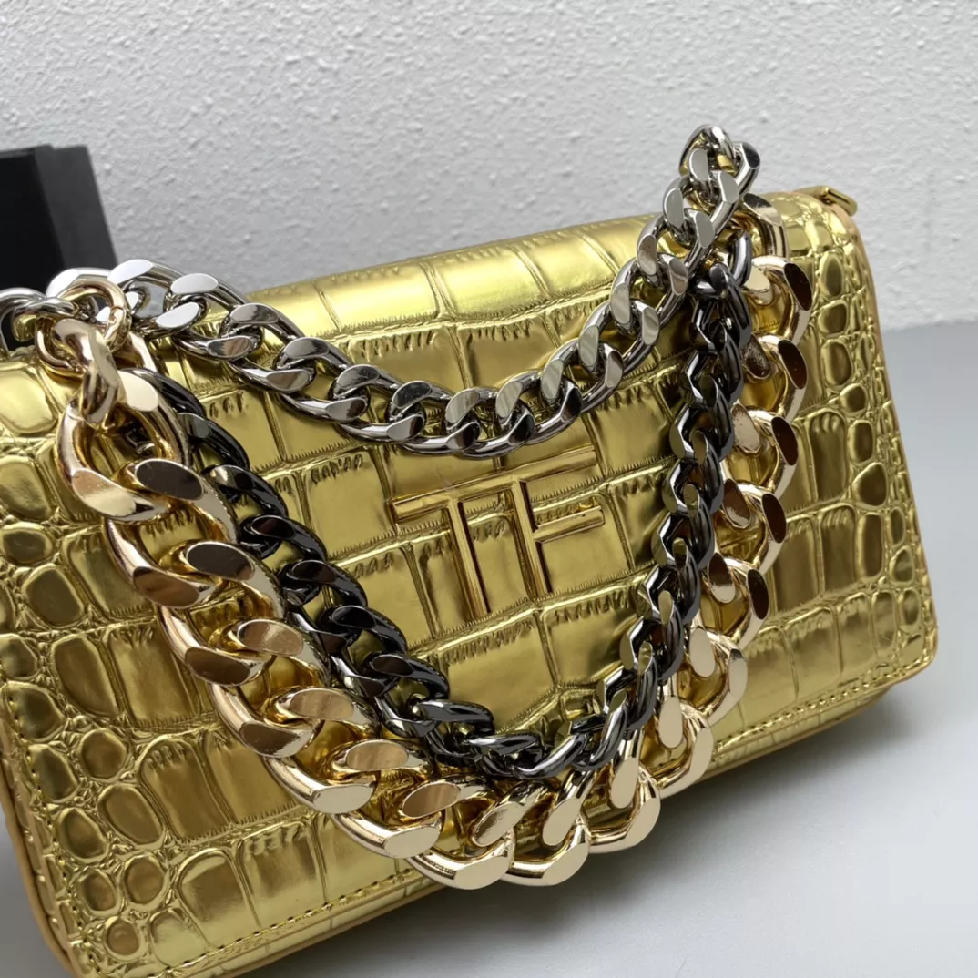 Resilient 666 Tom Ford AAA Quality Messenger Bags For Women